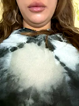Snapshot of Laila-sexi chatting on 10-07-25, 03:35 Laila-sexi online show from 10-07-25, 03:35