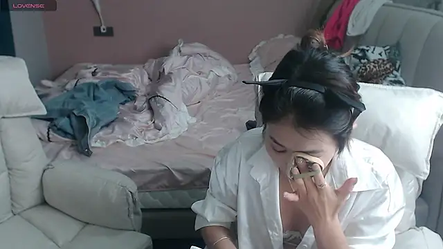 redrose520 online show from 10-24-25, 12:48