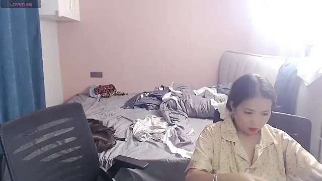 redrose520 online show from 09-24-25, 08:21