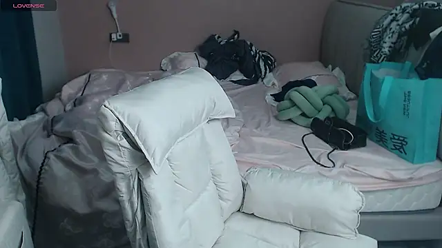 redrose520 online show from 10-23-25, 12:37