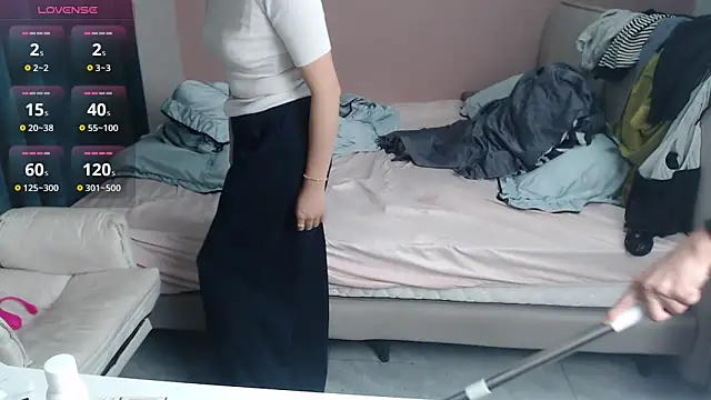 redrose520 online show from 11-16-25, 11:37