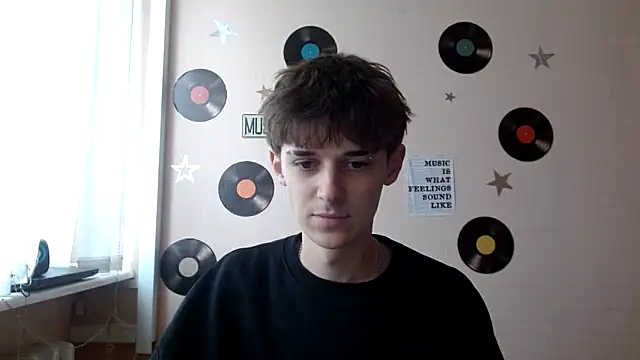 Snapshot of Hoot_Dude_ chatting on 10-13-25, 12:51 Hoot Dude  online show from 10-13-25, 12:51