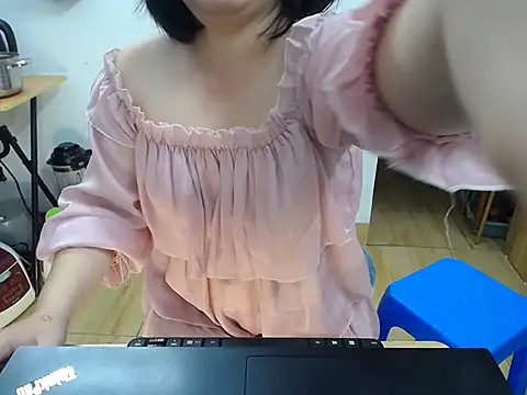 Lilya 39 online show from 11-08-25, 01:58