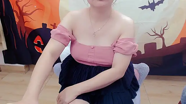 Lilya 39 online show from 10-31-25, 11:51