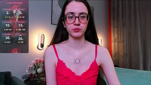 bellacatlovesmeat online show from 10-08-25, 07:03