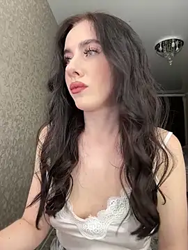 Milla Moore online show from 09-24-25, 07:20