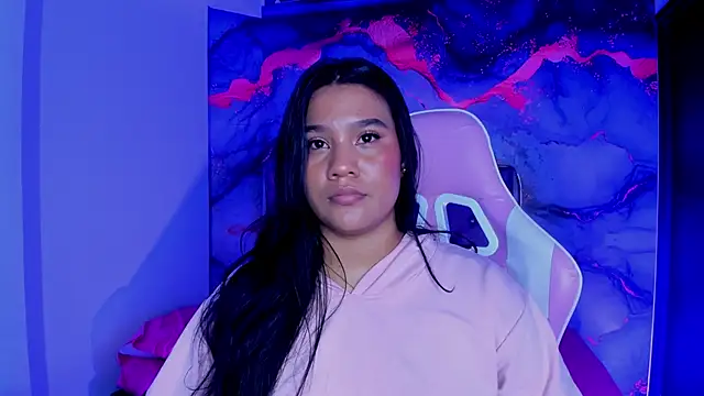 Tamara Johnss  online show from 09-30-25, 03:12
