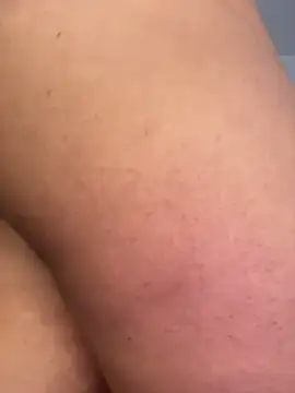 Snapshot of liz_and_thiago chatting on 01-31-26, 09:35 liz and thiago online show from 01-31-26, 09:35