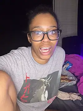 YeahhhitsBreezy online show from 03-05-26, 01:02