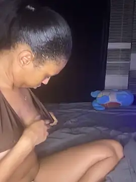 YeahhhitsBreezy online show from 02-28-26, 01:05