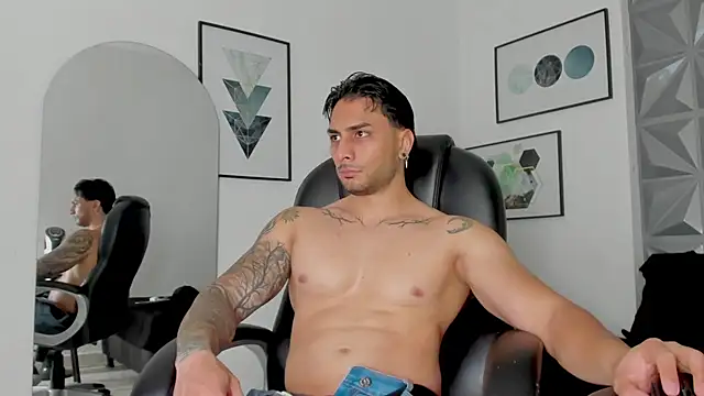 Miike Stone1 online show from 10-22-25, 08:30