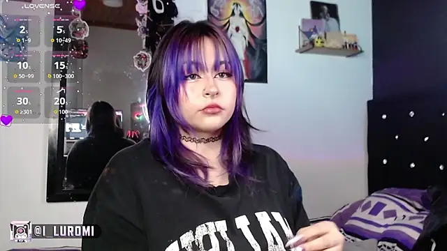 Iluromi online show from 04-13-26, 02:32