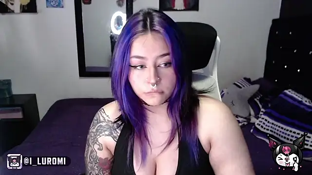 Iluromi online show from 12-15-25, 04:35