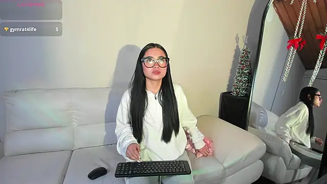 cherry bunnyx online show from 12-19-25, 03:43