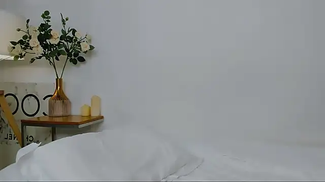 NoraAddams online show from 04-11-26, 07:45