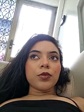 Snapshot of AriaBelles chatting on 10-14-25, 06:19 AriaBelles online show from 10-14-25, 06:19