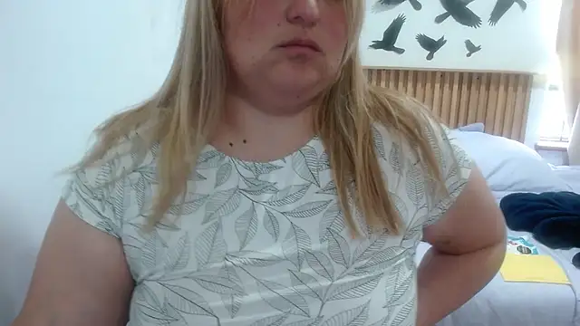 SweetRouse   online show from 12-01-25, 01:45