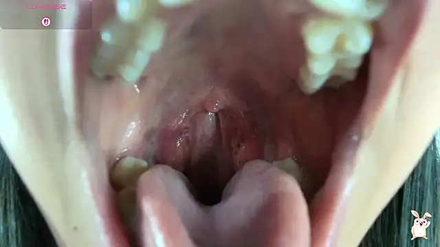 Hinata 21  online show from 12-22-25, 09:04