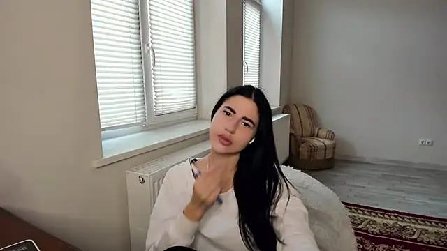 Malibu J online show from 11-28-25, 10:59