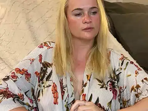 Sweet-TessaXX online show from 10-27-25, 05:36