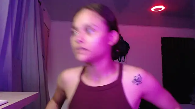 LittleCheerry69 online show from 10-22-25, 12:48