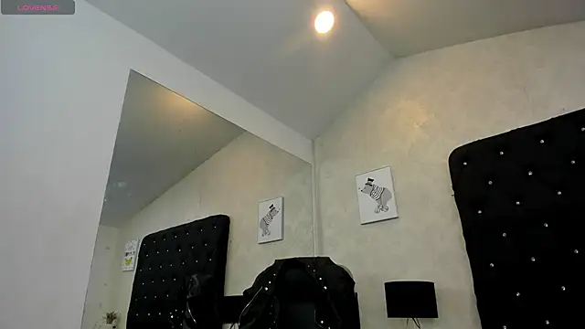 alana johnson 0 online show from 06-03-26, 12:28