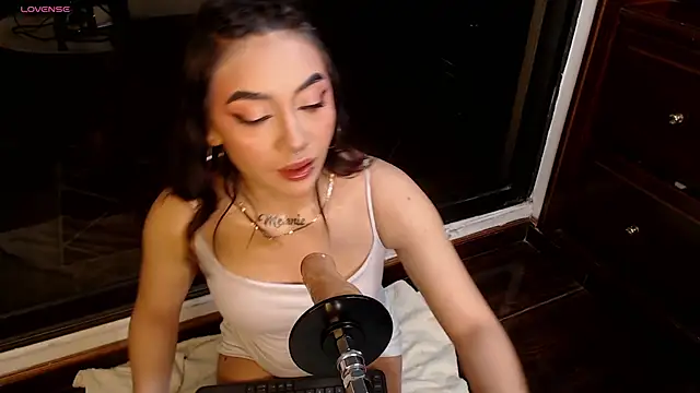 Brigith24 online show from 11-11-25, 03:12