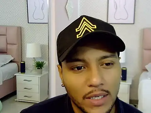 Max Rivers online show from 10-09-25, 07:14