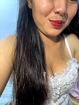 Lie liee online show from 10-04-25, 01:34