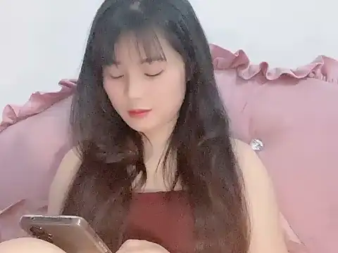 Lie liee online show from 04-30-26, 01:51