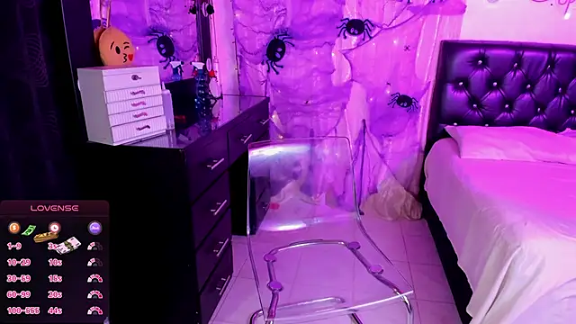 S picy online show from 10-12-25, 01:29