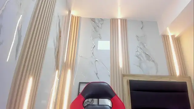 Snapshot of SAMANTHABENET chatting on 02-14-26, 12:44 SAMANTHABENET online show from 02-14-26, 12:44