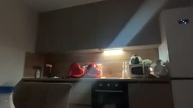 Snapshot of CandysRose chatting on 02-23-26, 01:07 CandysRose online show from 02-23-26, 01:07