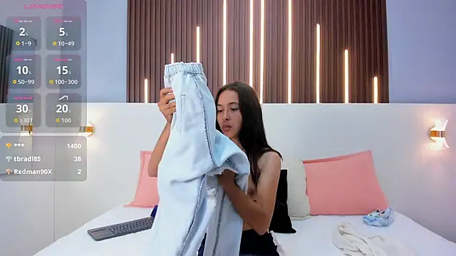 Snapshot of Nathaly__Rosse chatting on 10-09-25, 03:18 Nathaly Rosse online show from 10-09-25, 03:18