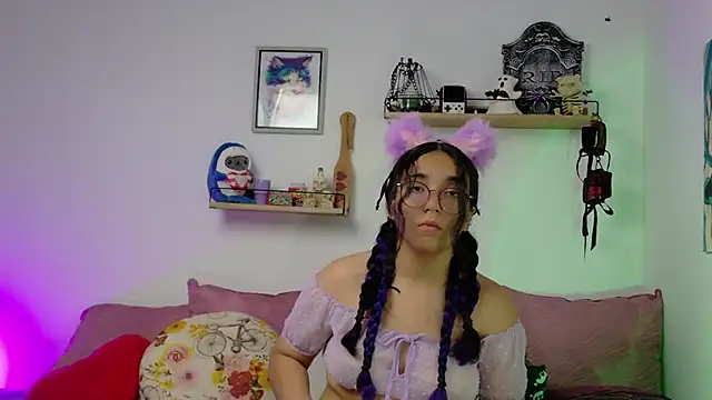 LucyDerby online show from 12-02-25, 02:01