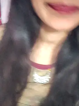 Snapshot of Queen-Bee143 chatting on 02-10-26, 06:56 Queen-Bee143 online show from 02-10-26, 06:56