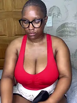 Snapshot of Bellabootie chatting on 06-08-26, 04:35 Bellabootie online show from 06-08-26, 04:35