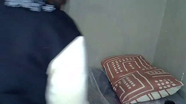 Bellabootie online show from 11-25-25, 09:09