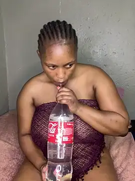 Bellabootie online show from 02-10-26, 06:40