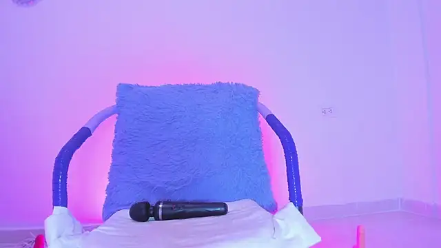 naty hot4uu online show from 01-15-26, 11:02