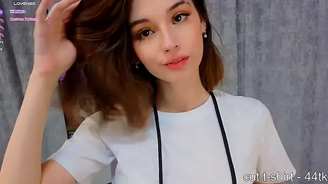 LunaraRada online show from 11-08-25, 03:26