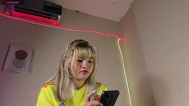 barely legal angel online show from 07-29-26, 04:12