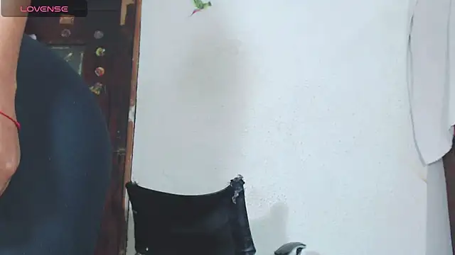 x miila x online show from 10-30-25, 09:22