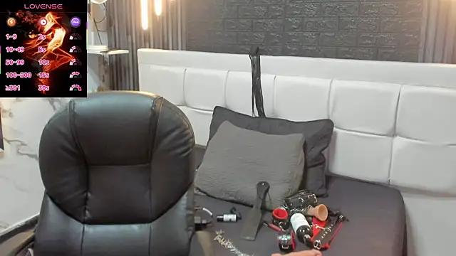 MaraBlake  online show from 01-08-26, 01:33