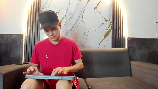 liam coleman25 online show from 02-13-26, 04:56