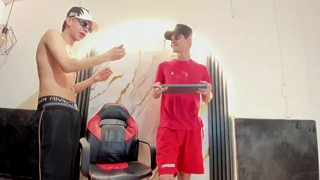 liam coleman25 online show from 02-03-26, 06:22