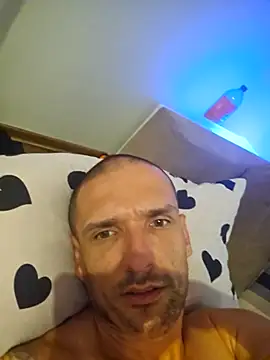 Ando1992 online show from 09-25-25, 05:13