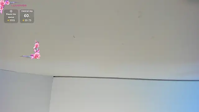 Charlotte hall  online show from 12-20-25, 03:53