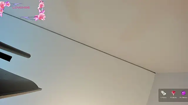 Charlotte hall  online show from 01-10-26, 03:02