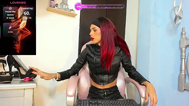 GRECIACUTETS online show from 10-21-25, 04:56
